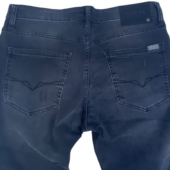 Guess Unisex Distressed Skinny Jeans Dark Wash Size 32 – Trendy Slim Fit Denim - Picture 5 of 9